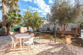 Villa Climatise Avec Grande Piscine